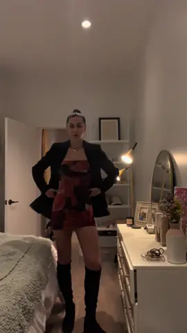 No workout clothes this time #fyp #foryoupage #nyc #fall #fashion #fashiontiktok 