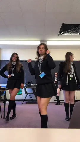 School class dance #schoolgirl #dance #fyp #virl #girlsdancing #highschool #girl #viralvideo #trendingvideo #classroom #skirt