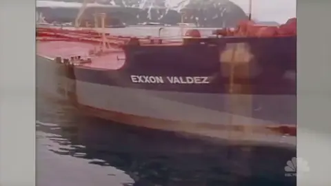 THE WORST OIL SPILL IN HISTORY UNTIL THE DEEPWATER HORIZON OIL SPILL IN 2010 -EXXON VALDEZ #fyp #historytimes #ship #maritimestudent #tiktok  #seamanlife 