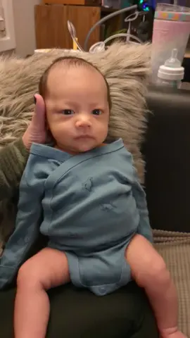 #preemieattitude #babyoliver 