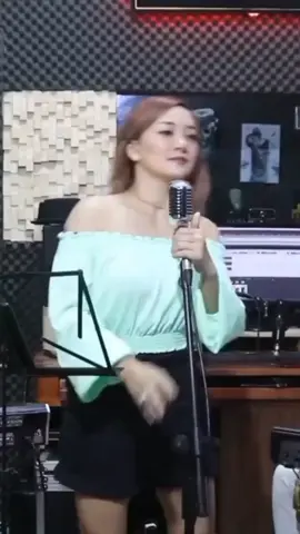 DIGRAYANG LANGKA #susingapak #dangduttarling #viralvideo #fyp #storywhatsapp #Trending #music 