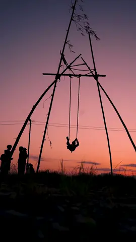 What's your most favorite memories of Dashain till now? #dashain #sunset #ping #nepaliping #bambooswing #pokhara #festivalseason #nepalifestival #pokharatoday #hellobobshai 