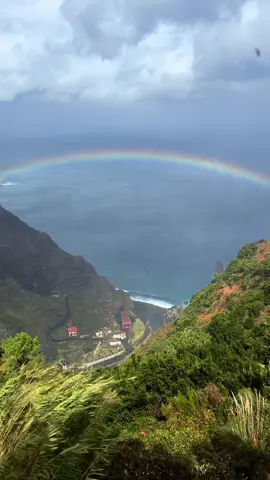 Touched By God #chillwithmotherearth #epicviews #madeira 