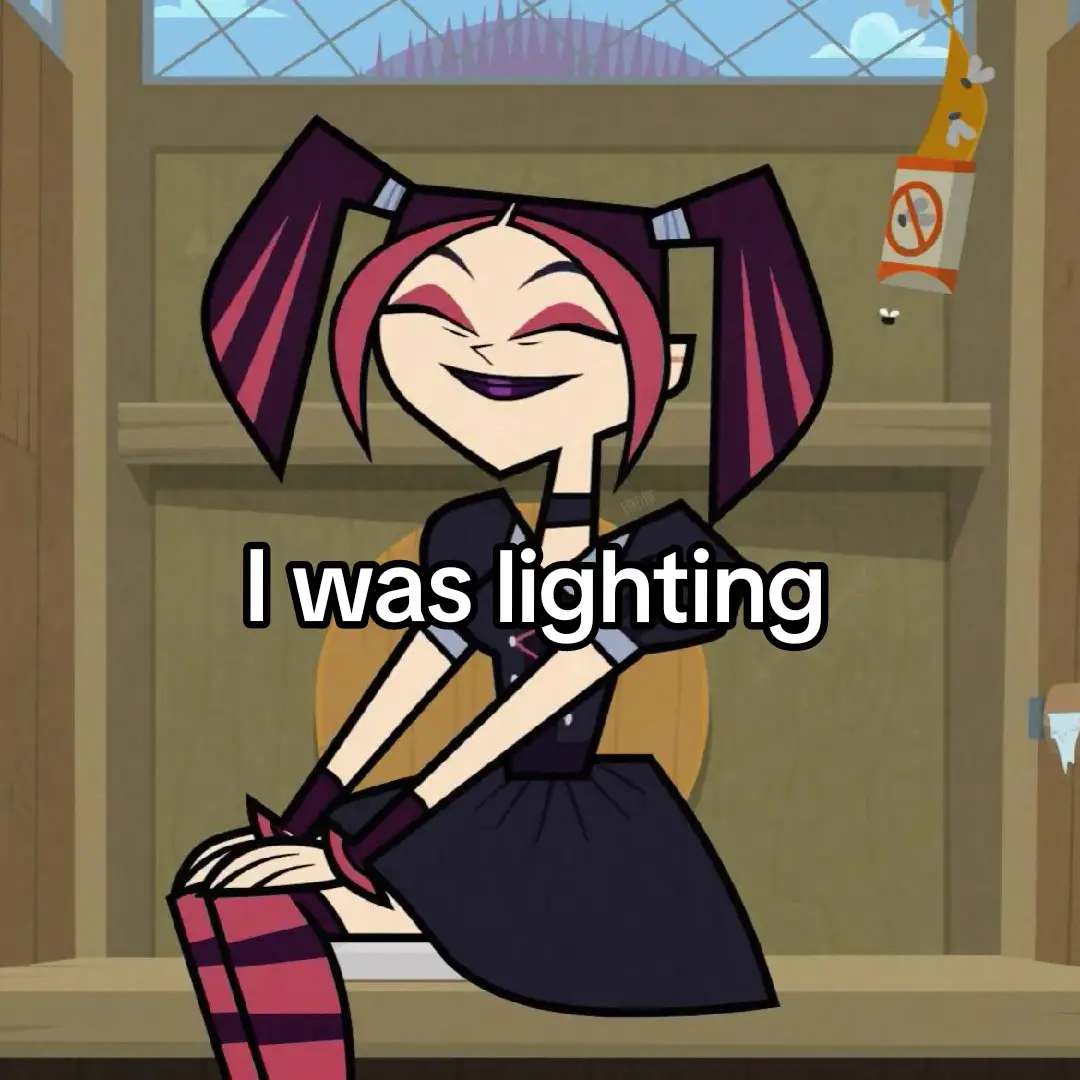 WHAT DID THEY DO TO MY SCARY GIRL 😭😭 There's one flop spreading lies about me lol like she was mad at me for nothing.. #fyp #scarygirl #td #totaldrama #tdr #totaldramareboot 