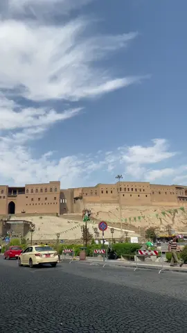 🗺️😍🥹 چما ئەتوو هەولێری هەتا بەجێت نەهێلم 🫶🏻☄️#kurd #kurdistan #erbil #citadel #hawler #qalat #qaisare #barzani #song #zakariaabdulla #کوردستان #هەولێر #قەیسەری #قەڵات #القلعة #sweethome #tiktok #foryou #foryoupage #treanding #explore #vedio #byme #fyp 