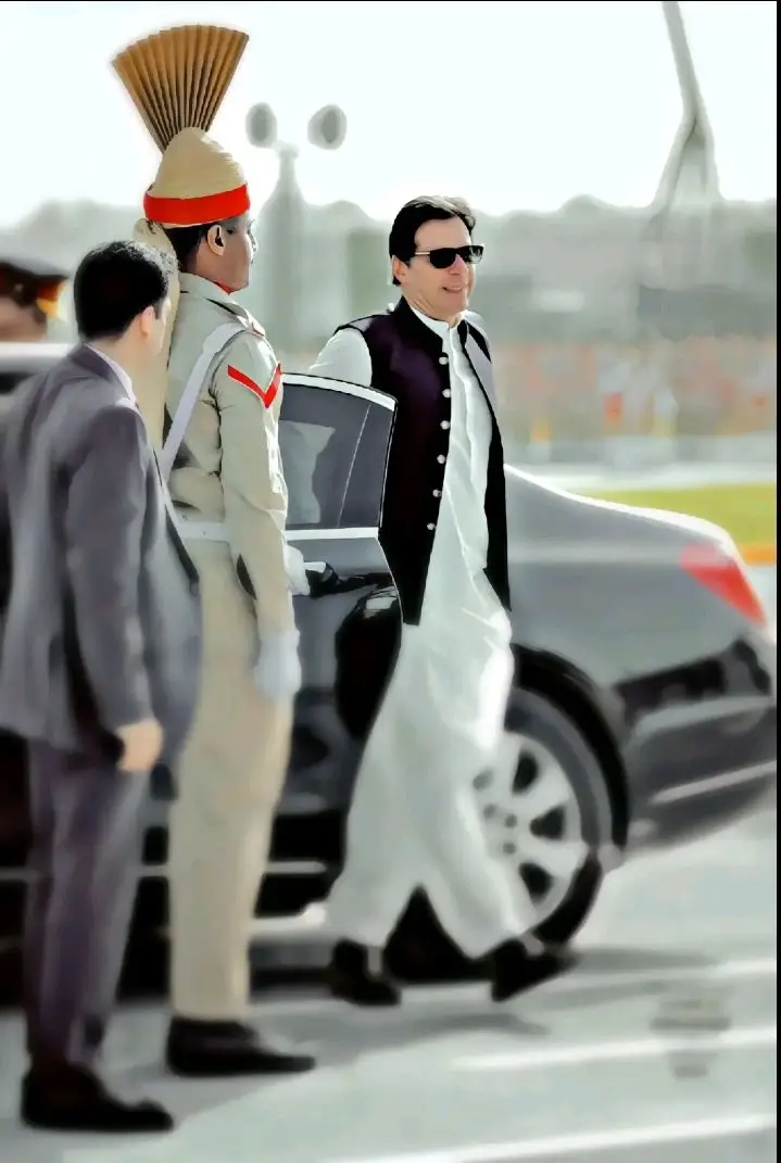 𝑨𝒃𝒔𝒐𝒍𝒖𝒕𝒆𝒍𝒚 𝒄𝒐𝒓𝒓𝒆𝒄𝒕 💯  𝑰𝒎𝒓𝒂𝒏𝒌𝒉𝒂𝒏𝒛𝒊𝒏𝒅𝒂𝒃𝒂𝒅❤️🇵🇰🤗 