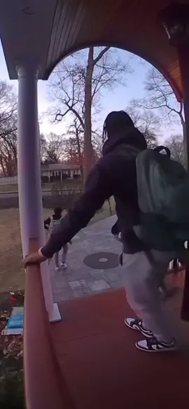 Wait for it 😂 (via @Claudius ) #brothers #funny #fall 