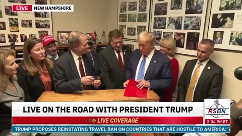 #10/23/23 Trump bringing back the red folder!!! Trump signs and files the necessary paperwork in the New Hampshire Secretary of State’s office to put his name on the primary ballot—it’s official…