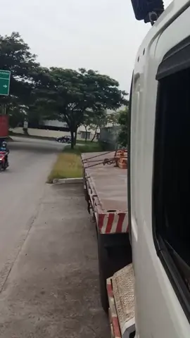 bekerja ,dapat ilmu dan pengetahuan dan dapat cuaan. Alhamdulillah. muat baja coil .