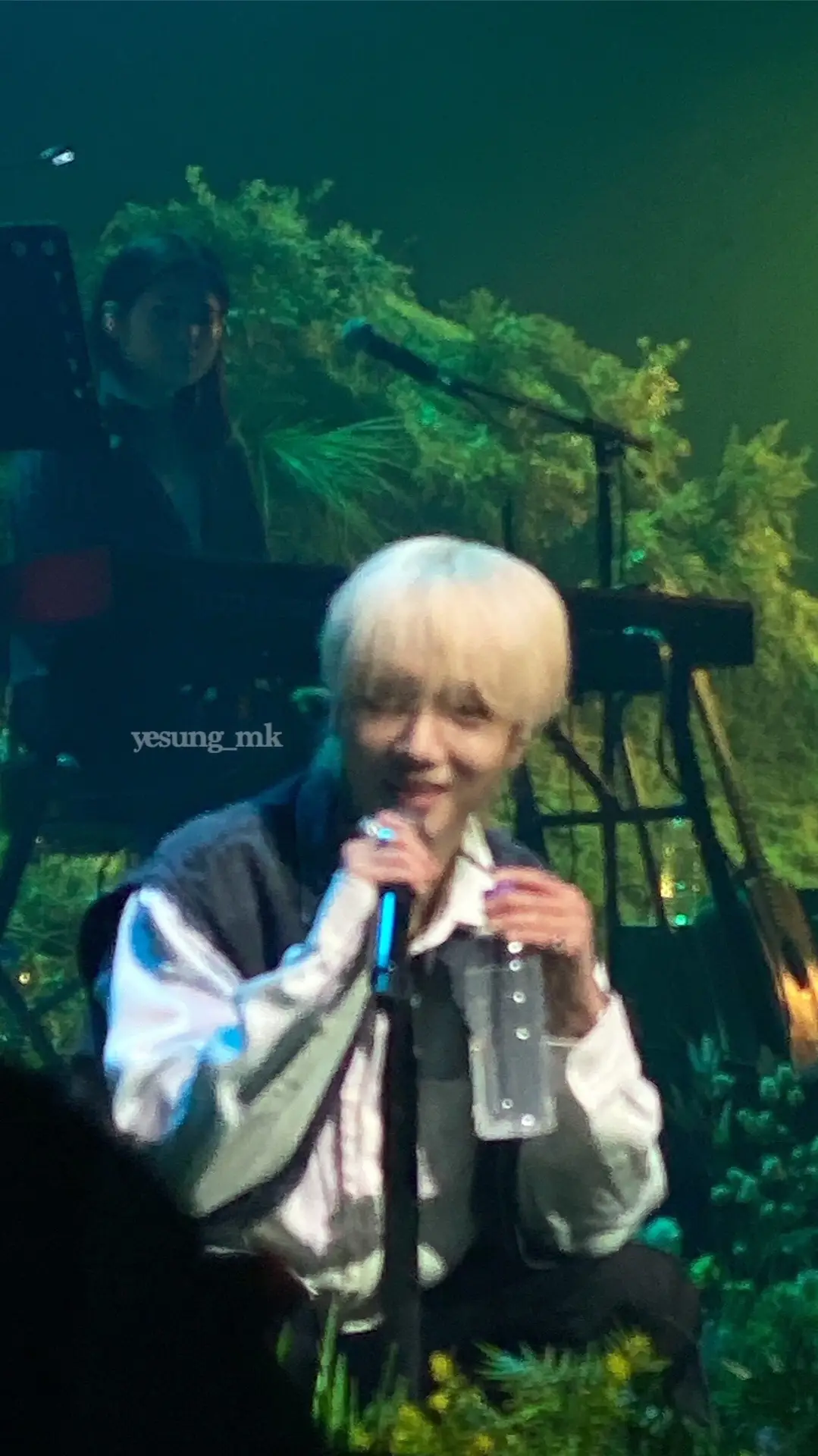 ドリンク飲むだけなのに💕 #イェソン #YESUNG #예성 #unfading_sense @Yesung 