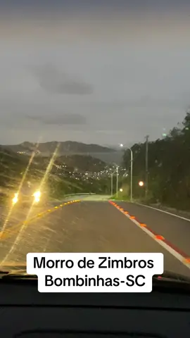 Novo aceso 😃Morro de Zimbros, Bombinhas Santa Catarina🥰 #morro #zimbros #bombinhas #novoacesobombinhas #descendoomorro #chegandoembombinhas #morrodezimbros #praia #mar #santacatarina 