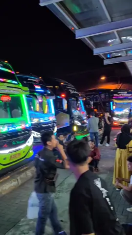 Shelter Po.Haryanto Terminal Jati Kudus #haryanto_mania  #menorooraonomundure  #haryanto 