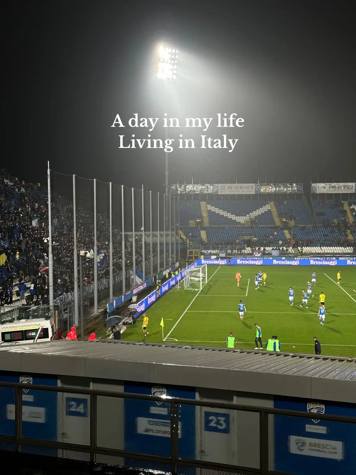 Rainy matchday ⚽️🌧️ #fyp #italy #dayinmylife #woneninitalie #photodiary #foryoupage #dagvlog #brescia #bresciacalcio #rainyday 