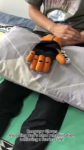 #handmassag  #handtherapy  #handtherapyiran  #rehabilitation  #rehabilitationgloves  #sportsrehabilitation