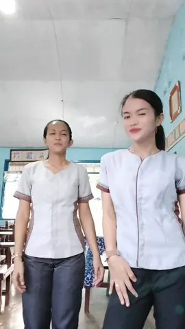 maayong hapon 😊 with @ms.lyn_23 🥰#foryou #foryoupage #maestra