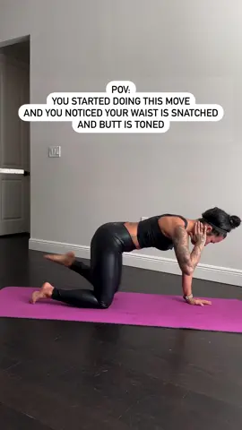 This underrated move works your core, legs, & glutes. It's also Diastasis Recti safe + great for pelvic floor, too! Complete 3 sets of 20 reps daily. Outfit is from @senita. Use code fitmommy15 for 15% off activewear. 🖤