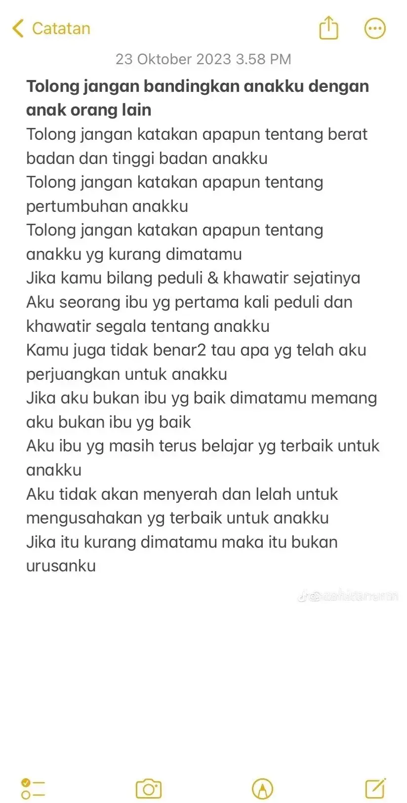 gaada seorang ibu yang rela anaknya dibanding''kan dengan anak orang lain. semua orang tua akan melakukan yang terbaik untuk anaknya. kadang mulut orang terdekat yang bikin diri ini down 🥹