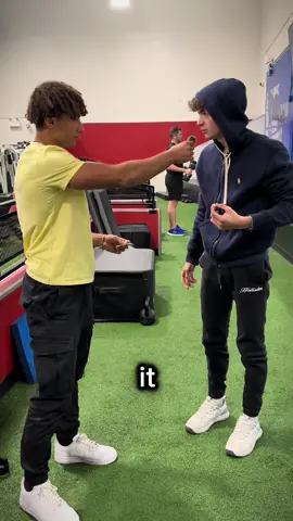 Beat Me At Any Lift To Win $100💪🏽‼️ #challenge #pullup #money #mrbeast #gym #winmoney #viral #trend #lift #win #fitnesschallenge #CapCut #adamthedunker 
