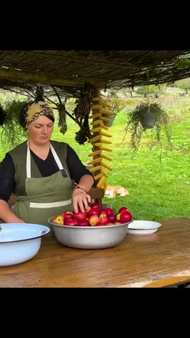 The Happy Couple Harvest Apples for Canning and Cook a Unique Dish from Apples Combined with Walnuts #cook #cooking #food #chef #grandma #country #countrylife #rural #outdoorcooking #Vlog #recipes #cuisine #viral #fyp #fypシ #foryou #foryoupage #foryourpage #trending
