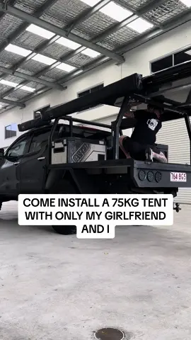 Come install 75kg Rooftop Tent with only my girlfriend and I 😮‍💨… DISCLAIMER: No girlfriends were harmed in the making of this vido  #stepabove4x4 #4x4 #rooftoptent #rooftoptentinstall #hardshellrtt #campingaustralia #rtt 