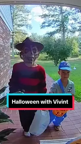 Got the Claw man and the Mail man 😂🥴 @vivint #halloween 