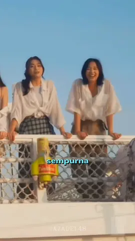 Lanang temen suaramu Zee,teh Mpen sampek nguakak pol 🤣 #zeejkt48 
