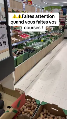 Beaucoup d’enseignes mentent sur le lieu de production faites très attention regardez bien les cartons avant d’acheter !   #lidl #israel  #boycottisrael #palestine #palestine🇵🇸 #freepalestine #freepalestine🇵🇸❤️ 