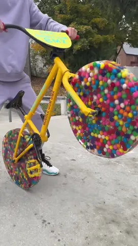 Trying the Bubble Gum BMX!! 