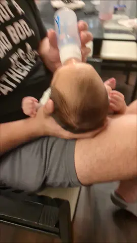 A better view of #babyoliver hairline 🥹🖕😆 #preemie #babytok #foryou 