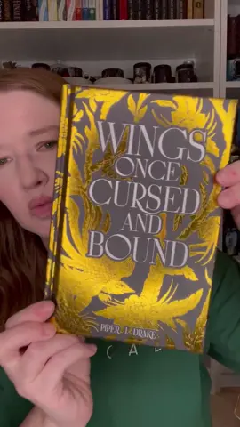 Bookish Box April Adult Unboxing Bring back the green sleeves, @The Bookish Box!! #wingsoncecursedandbound #piperjdrake #acotar #platedprisoner #thedarkking #daughterofthemoongoddess #BookTok #unboxing 