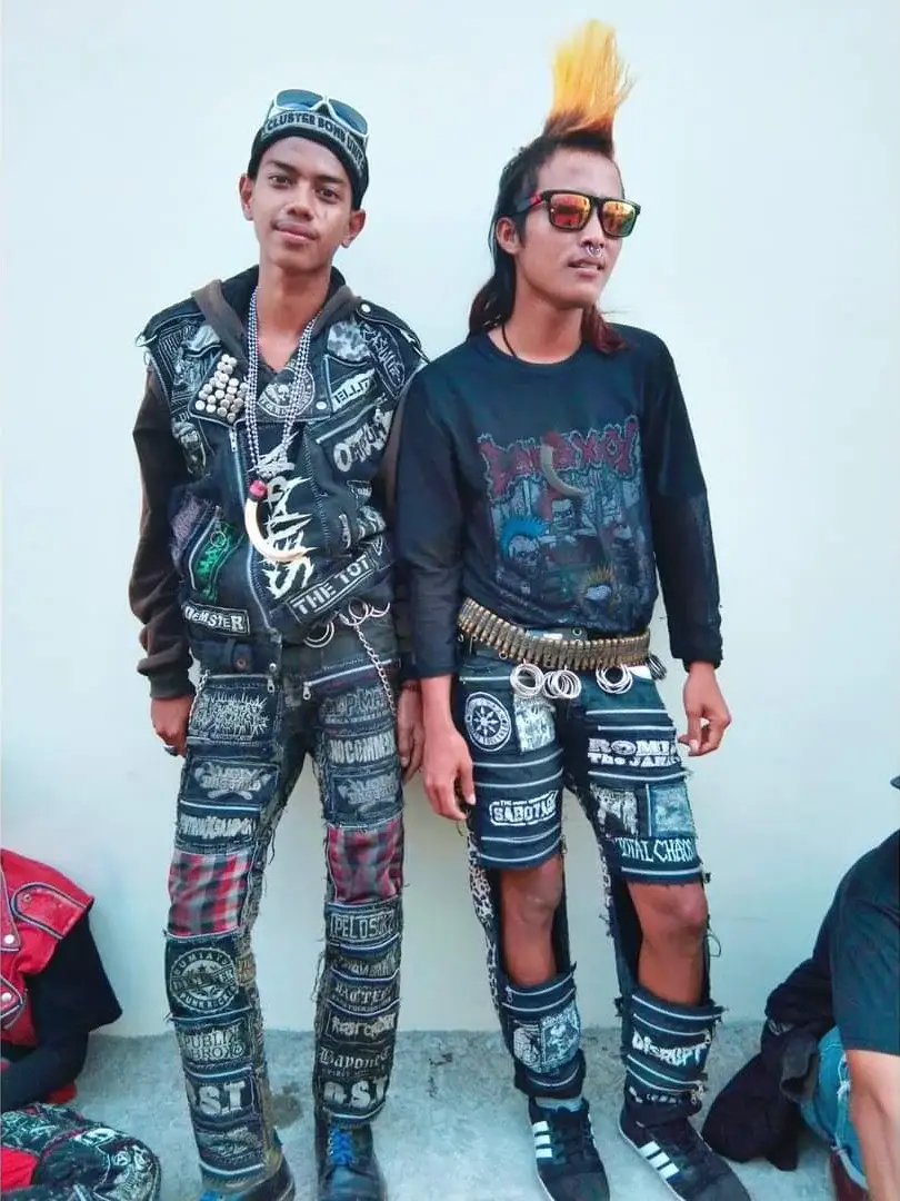 Punk Yoo Punk #punkrock #fyp #punk #fypシ #trend #foryoupage 