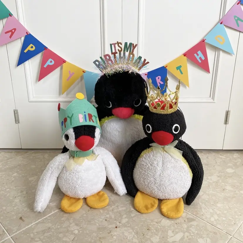 🐧🥳🎉 ・ #ピングー #pingu #ぬい撮り #ペンギン #penguin #🐧 #誕生日 #birthday #happybirthday #🎉 #stuffedanimals #plushies #nootnoot #japan 