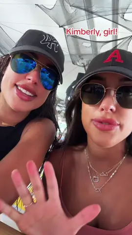 Leave it to Kim to shake pop culture #kimkardashian #skims #popculture #omg #skimsbra #twins 