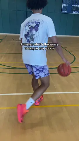 What is it? #fyp #viral #xyzbca #trending #explore #tiktok #viral #blowthisup #basketball #fypage #foryou #hooper #dunk #forupage #duet #bball #sports 