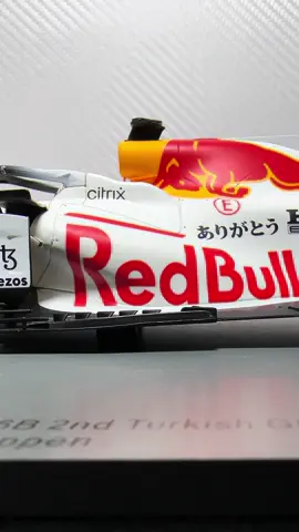 Max Verstappen and Red Bull Racing came with the white livery in Turkish GP 2021 😍 Scale 1/12 by Spark #maxverstappen #maxverstappen33 #MV33 #redbullracing #redbull #formula1 #formulaone #miniature #privatecollections #speciallivery 