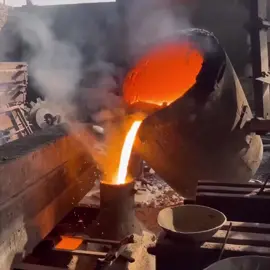 Huge Industrial Gear Manufacturing & Production Process of Largest Gear. . . #Pakistanitruck  #machineshop  #making  #machinist  #engineblock  #crafting  #diycrafting  #🇺🇸  #virał  #repair  #mechanical  #talent  #skills  #creativity  #artistry  #innovation  #talentshowcase  #discovertalent  #Howitsmade  #Ironbar  #foryou  #fyp  #foryoupage  #fypシ