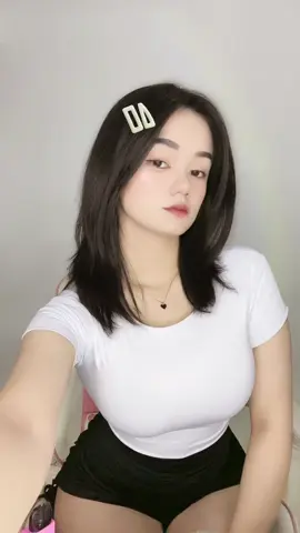 Malam ini live barbar di @meimei chann🏴‍☠️ yaaaa💗💗💗💗