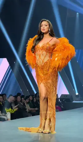UNIVERSE IS CALLING😍‼️🔥#xh#missuniverse#muvn2024#lydievu#cookies_universe 