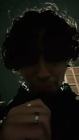 أنا الغريق فما خوفي من البلل؟