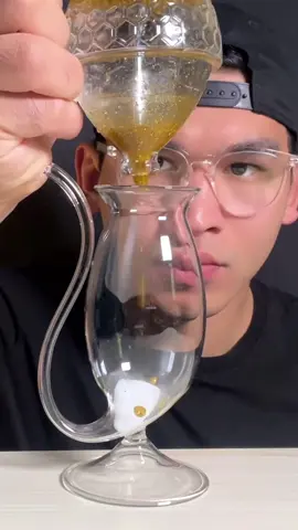 Gold water Drink sleep ❤️‍🔥 ##asmr##food##eating##show##drink##water##gold##cooking##realsound##funny##video