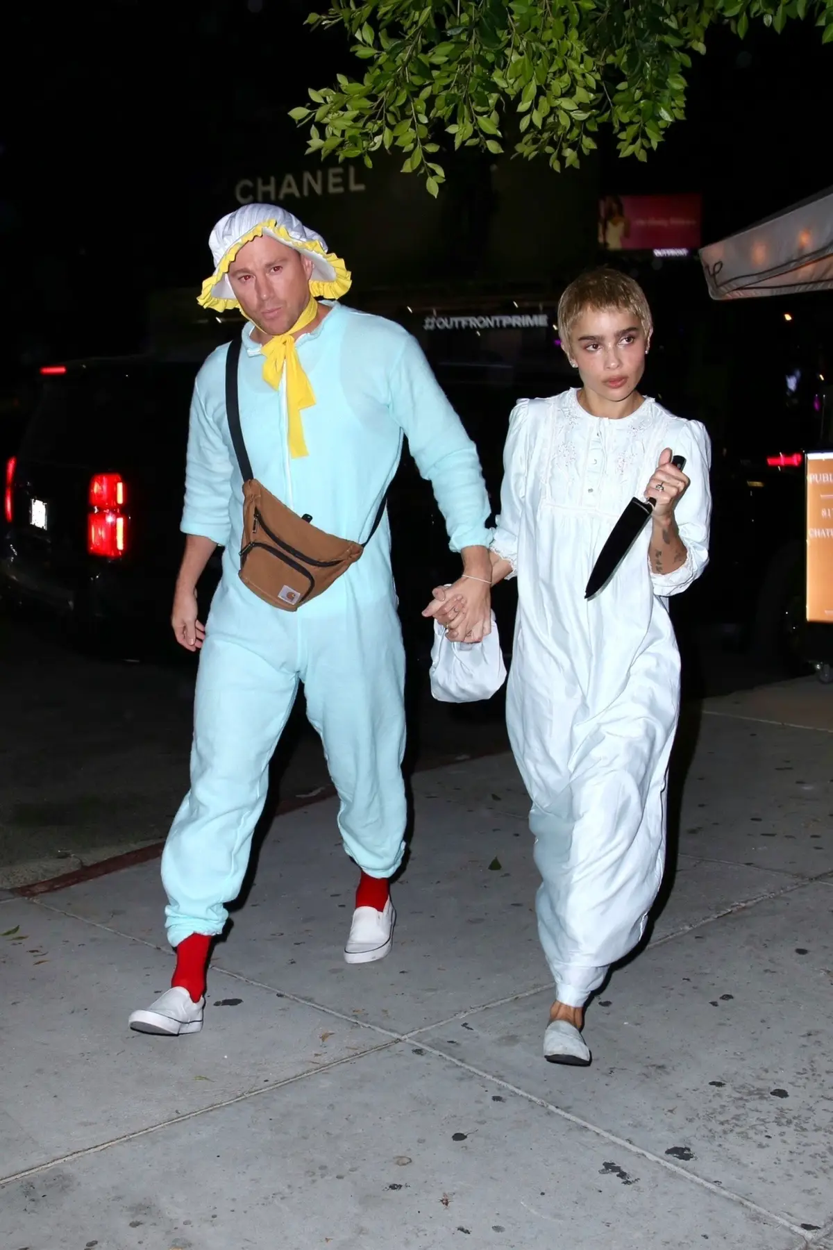 The stars did the most this #Halloweekend. Which is your favorite look? #ZoeKravitz #KendallJenner #AustinButler #Adele #HaileyBieber 