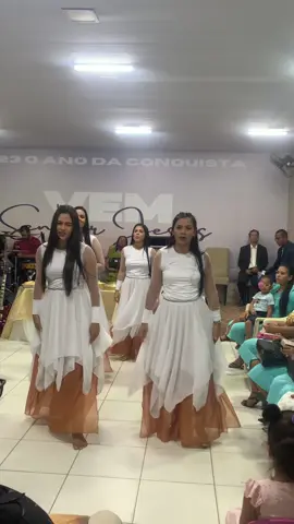 Ceia do Senhor 29/10 Em nossa igreja INSTA: @filhasdoreibrk_ . . #pauloesilas #igreja #recife #pernambuco #coreografia #recife #danca #tiktok #viraliza #vaiprofy #filhasdorei 