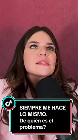 Mi pareja siempre me hace lo mismo!!! De quién es el problema? De la persona a la que tanto le pedimos lo que ya sabemos: no tiene para darnos eso que tanto queremos o nuestro al seguir insistiendo en obtener lo que queremos de la Fuente equivocada? Qué opinas? Te leoooo!!! . #relacionesdepareja #miami #latinosenmiami #reflexionesdelavida #reflexiones #quientienelaculpa #parejas #siempremehacelomismo #hispanos #parejastoxicas #sufrirporamor 