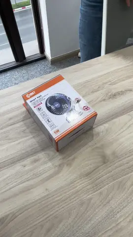 Quạt Sạc/Tích Điện Mini Kẹp Bàn Comet CRF0705 5W Đế Kẹp Xe Đẩy Hoặc Để Bàn Xoay 360 Độ  #quatsac #quatsactichdien #quatsacmini #unboxing #quatsaccomet #cometelectric