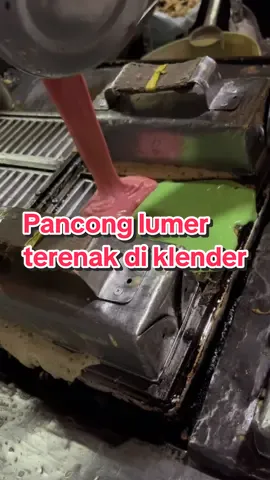 PANCONG LUMER PAKING ENAK DI KLENDER🤤 Tempat satu ini selalu rame, selain tempat nongkrong yang asik, pancong disini juga endulita banget! Harganya bersahabat dan buka 24 jam. Cus merapat🥰🫶🏻 #panconglumer #pancongklender #kulinerjakarta #kulineryeslin 