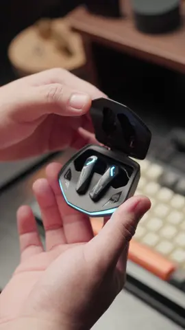 GM2 Pro has game mode?! 🤔 #lenovo #thinkplus #gm2pro #earphones #bluetooth #bluetoothearphone #Tech #techtok 