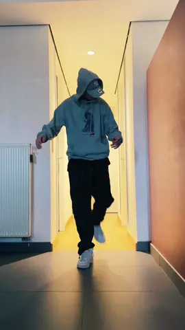 Petit flashback de 2013 🥲#somebodytolove #usher #justinbieber #trowback #trend #fyp #pourtoi #viral 