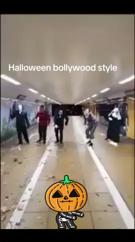 Halloween bollywood style  #supremebantz #fypシ゚viral #fyp #toktoktrending #halloween #bollywood #halloween2023 