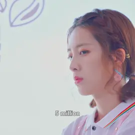 Betrayal Fang Leng 🤔🤔#mygirlfriendisanalien #mygirlfriendisanalien2 #cdrama #wanpeng #xuzhixian #fyp #foryou #chinesedrama #万鹏#徐志贤 #外星女生柴小七 
