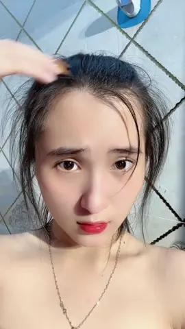 Chăm sóc tóc 2 tháng nay kết quả thật bất ngờ ! 1 rừng tóc con trồi lên 🤭 #xuhuongtiktok2023☘️🍀♥️ #meochamsoctoc #meeyan #tocdep #combogoixaredautam 
